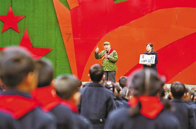 省辐射站开展“巧手写福字 笔墨迎新春”写春联贺新年活动